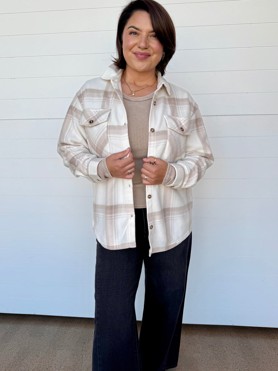 Z Supply Hiker Two Toned Fleece Jacket | One:Nine Boutique