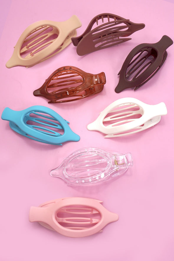 The Denise Oval Lay Flat Hair Claw Clip