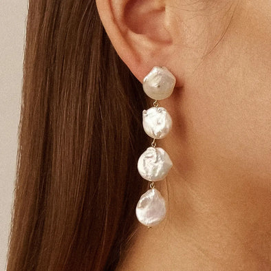 pearl drop earrings gold