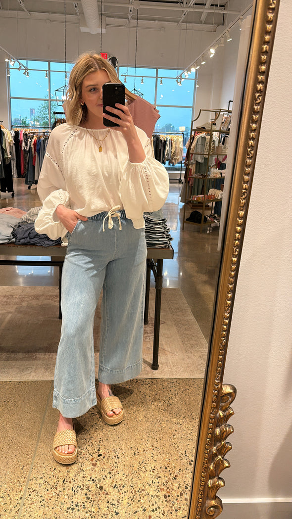 The Gracelynn Pucker Detail Blouse