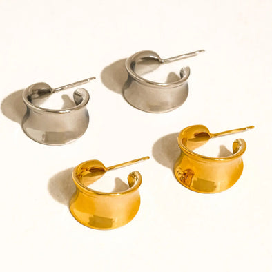 The Yvaine Non-Tarnish Everyday Hoop Earrings