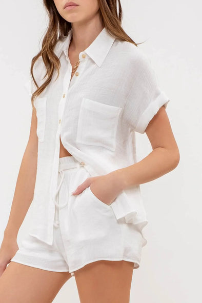 blu pepper collared crinkled short sleeve cuffed button up shirt lightweight summer basic top white