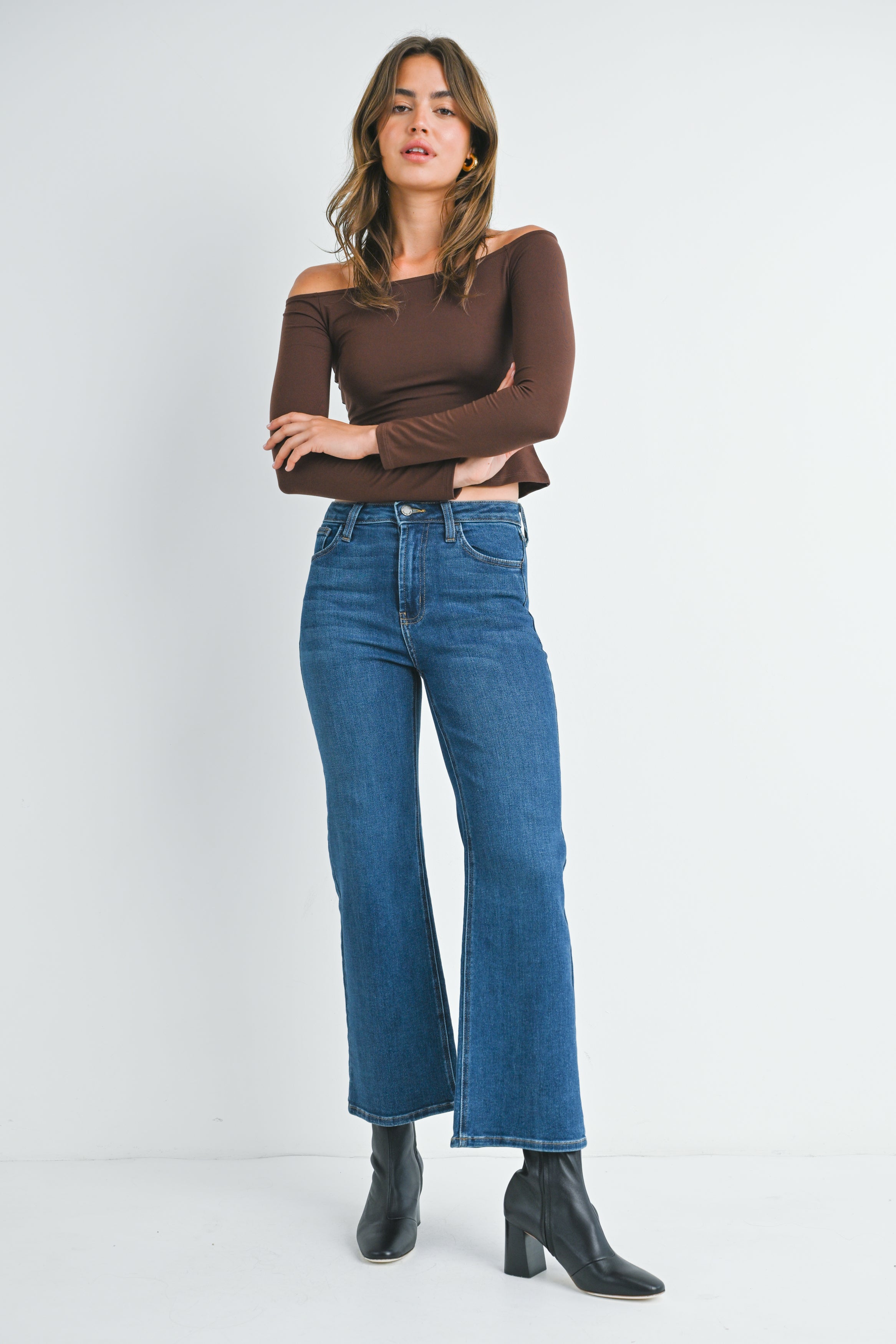 Wide Leg Denim - Trendy & Flattering Fits | One:Nine Boutique