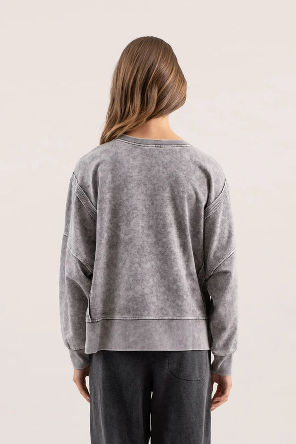 blu pepper washed extended shoulder knit top oversized fit exposed seams side slits pullover crewneck sweatshirt charcoal