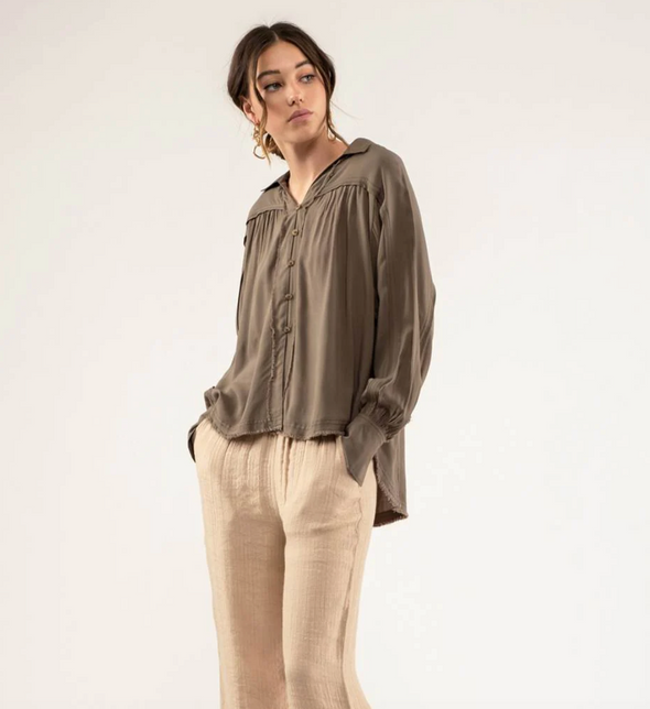 The Ivy Frayed Hem Button Down Top