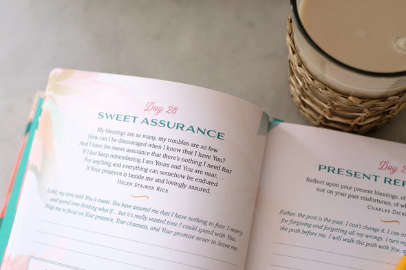 The A Year of God's Goodness Prayer + Praise Tracker Book