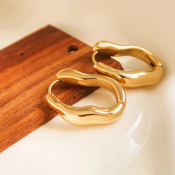 The Darcy 18K Gold Non-Tarnish Oval Hoop Earring