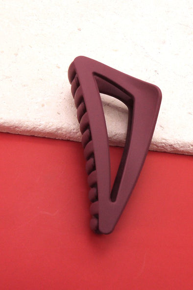 The Jory Triangle Hair Claw Clip