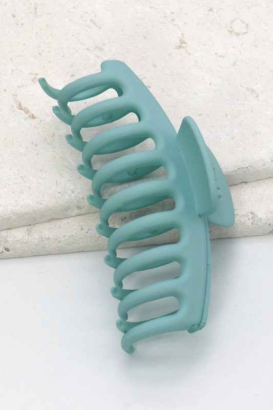 The Eliza Oversized Hair Claw Clip